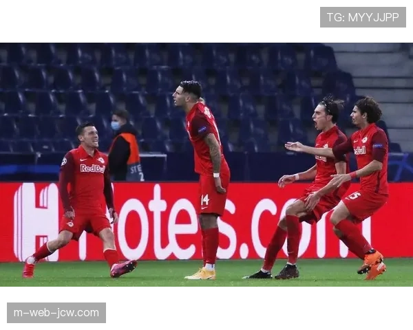 星队一组前锋配合默契 成为球队进攻发动机 星队一组前锋配合默契 成为球队进攻发动机