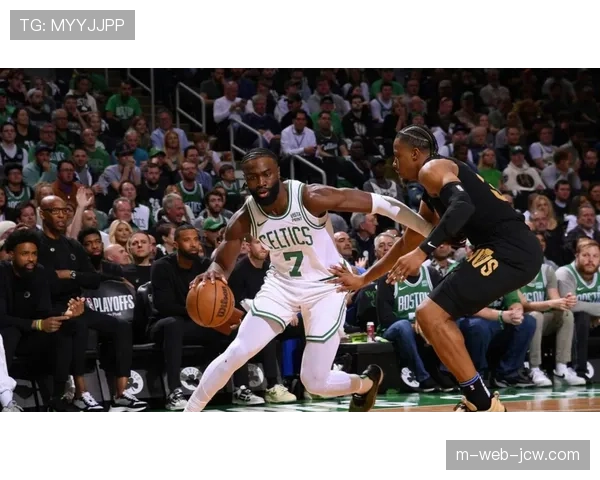 凯尔特人尼克斯骑士形成东部第二集团,排名仍有变动空间 凯尔特人尼克斯骑士形成东部第二集团,排名仍有变动空间